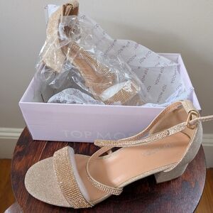 TOP Moda Gold Heels NWT